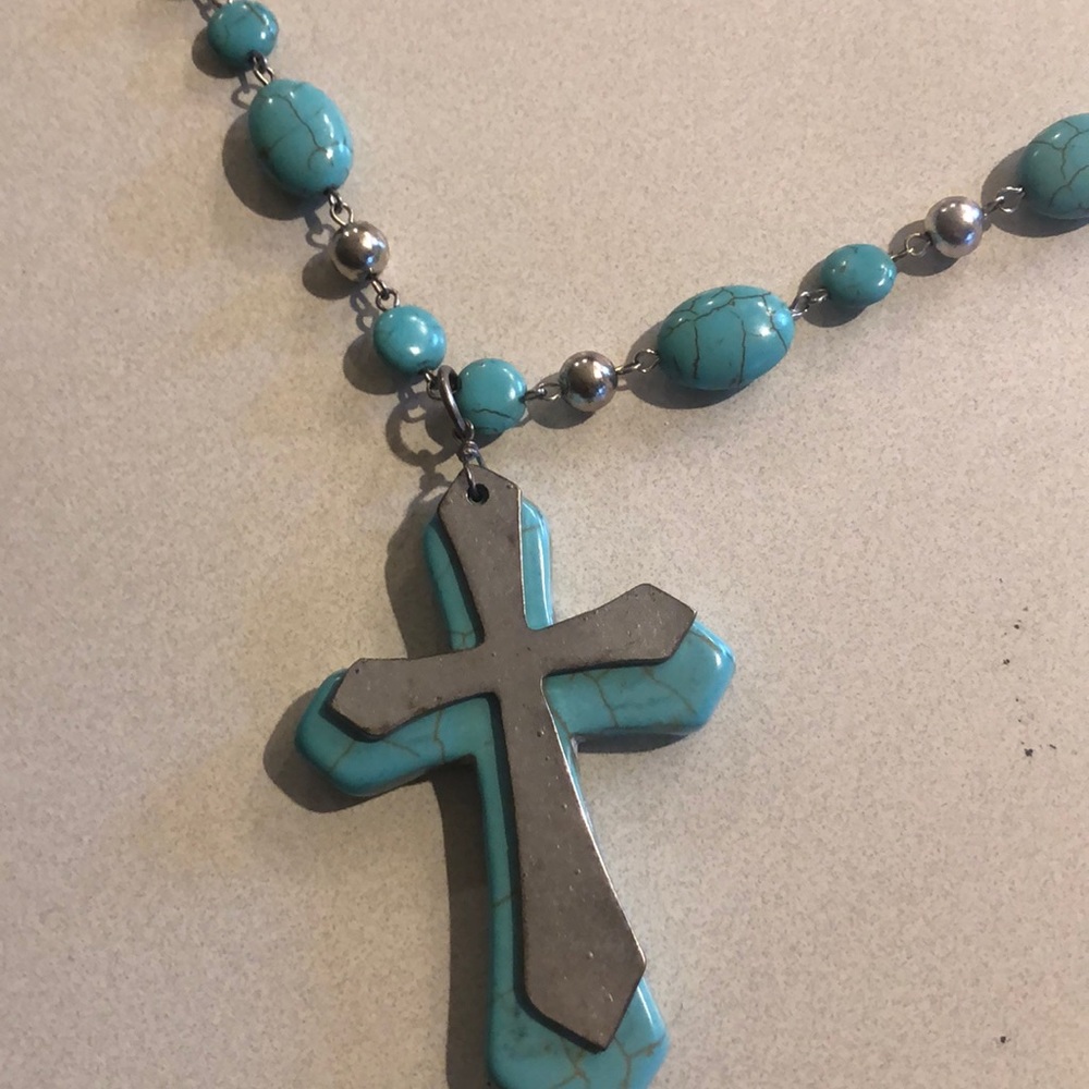 Necklace - Picture 2 of 4